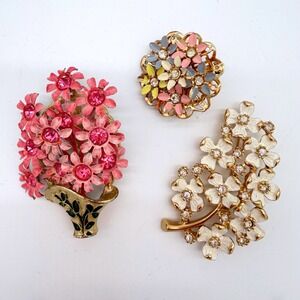 Vintage Floral Brooch Lot of 3 – Enamel Flowers, Rhinestones, Gold Tone